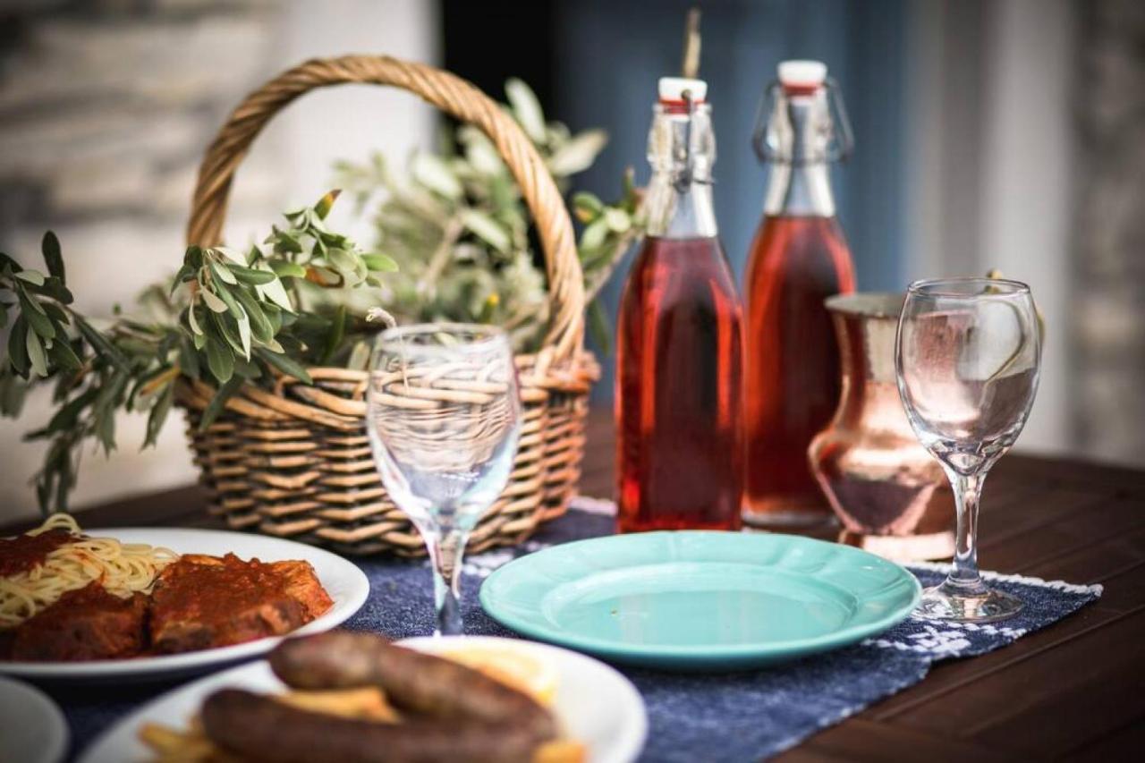 Traditional Inn Pirethron Apérathosz Kültér fotó