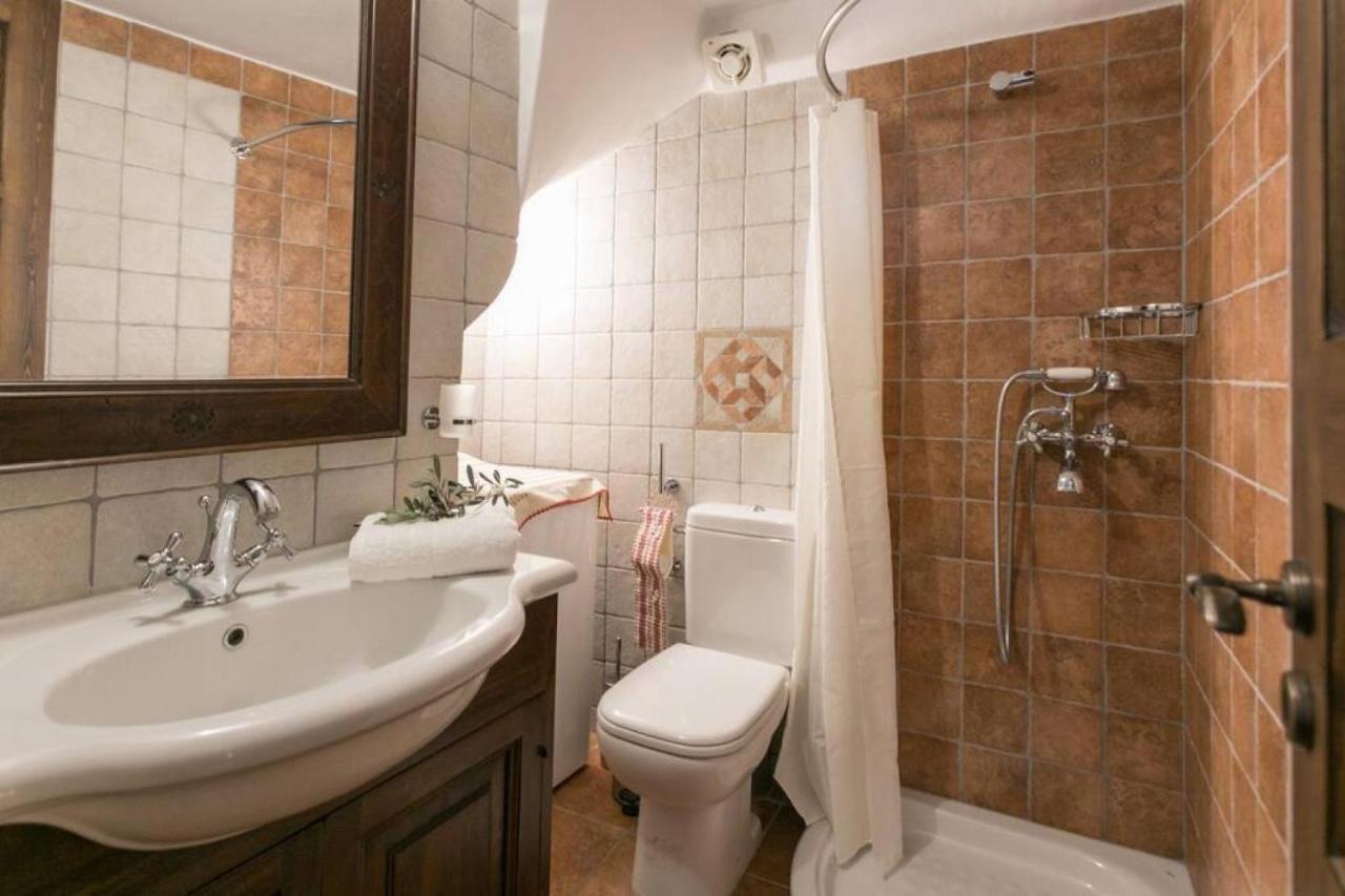 Traditional Inn Pirethron Apérathosz Kültér fotó